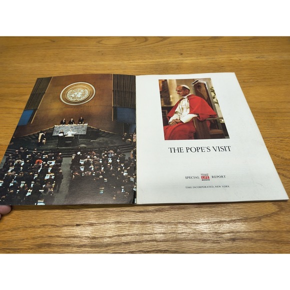 TIME LIFE BOOKS SPECIAL REPORT - THE POPE'S‎ VISIT 1965 14 HOURS ON U.S. SOIL - Picture 2 of 6